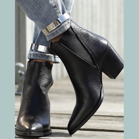 Lascana Leather Boots Chelsea‎ Panels Snake Embossed 7 - Picture 1 of 8